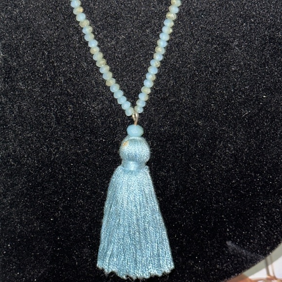 Loft long ice blue crystal necklace with blue tassel center piece - Picture 4 of 15